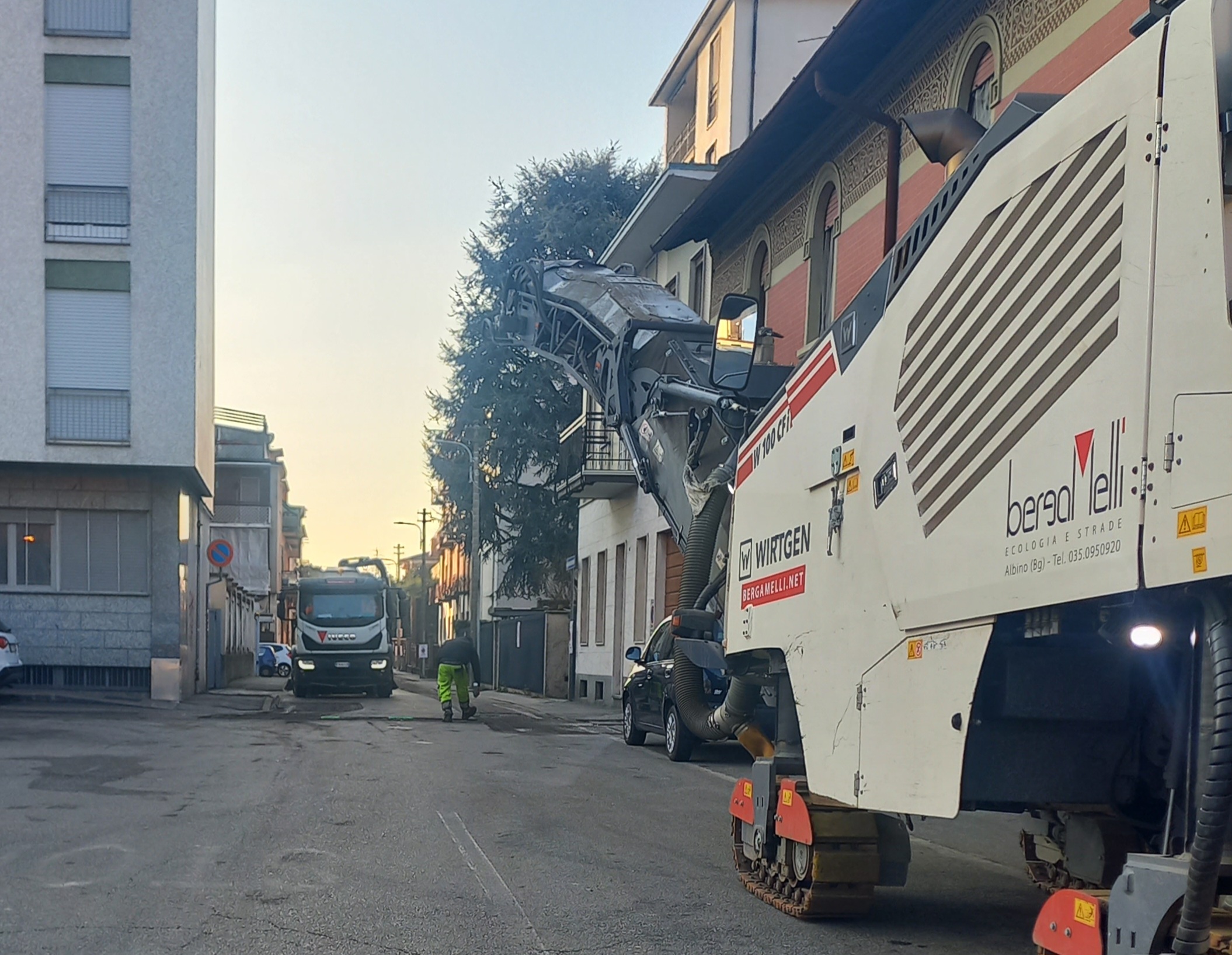 Lavori in città: si tratta del ripristino dell’asfalto dopo la posa della fibra